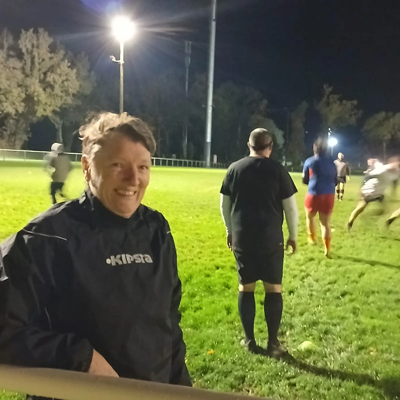 Rugby Touch gant Lenaig Le Rudulier eus kleub RC Karaez!