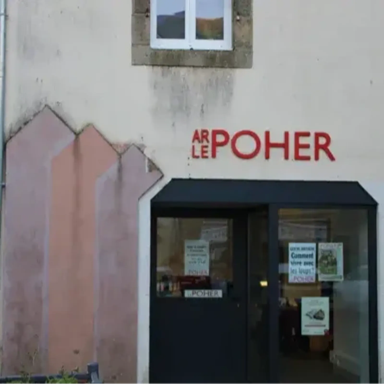 Gourdrouz lazhañ pennredaktour ar Poher Hebdo