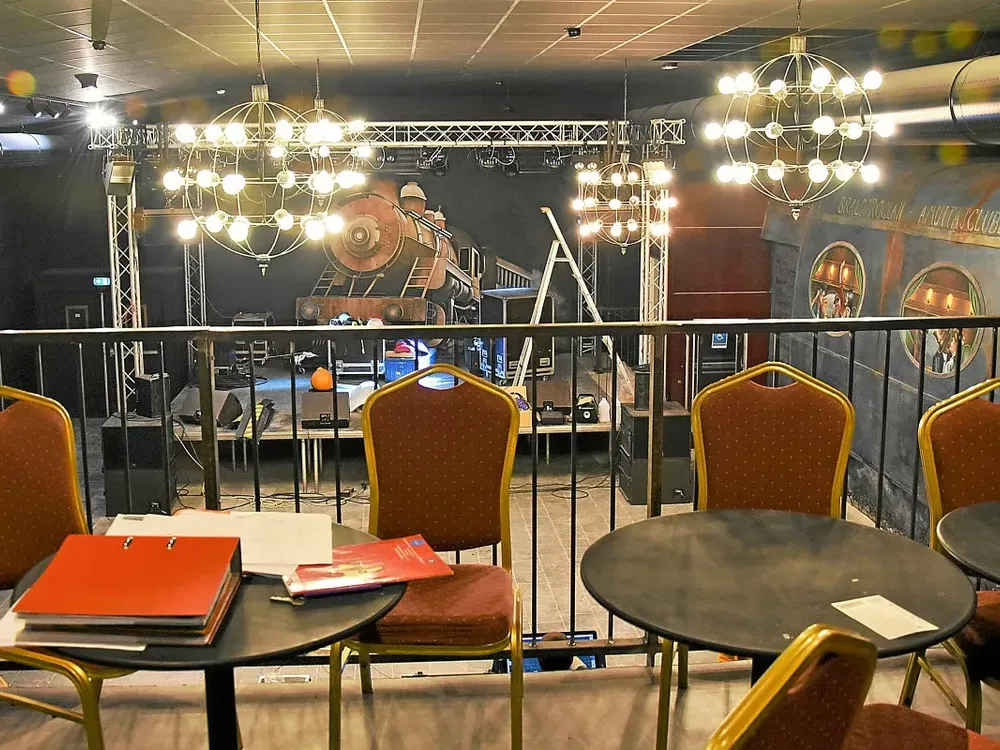 La Ruse de la L U N E à La Loco !