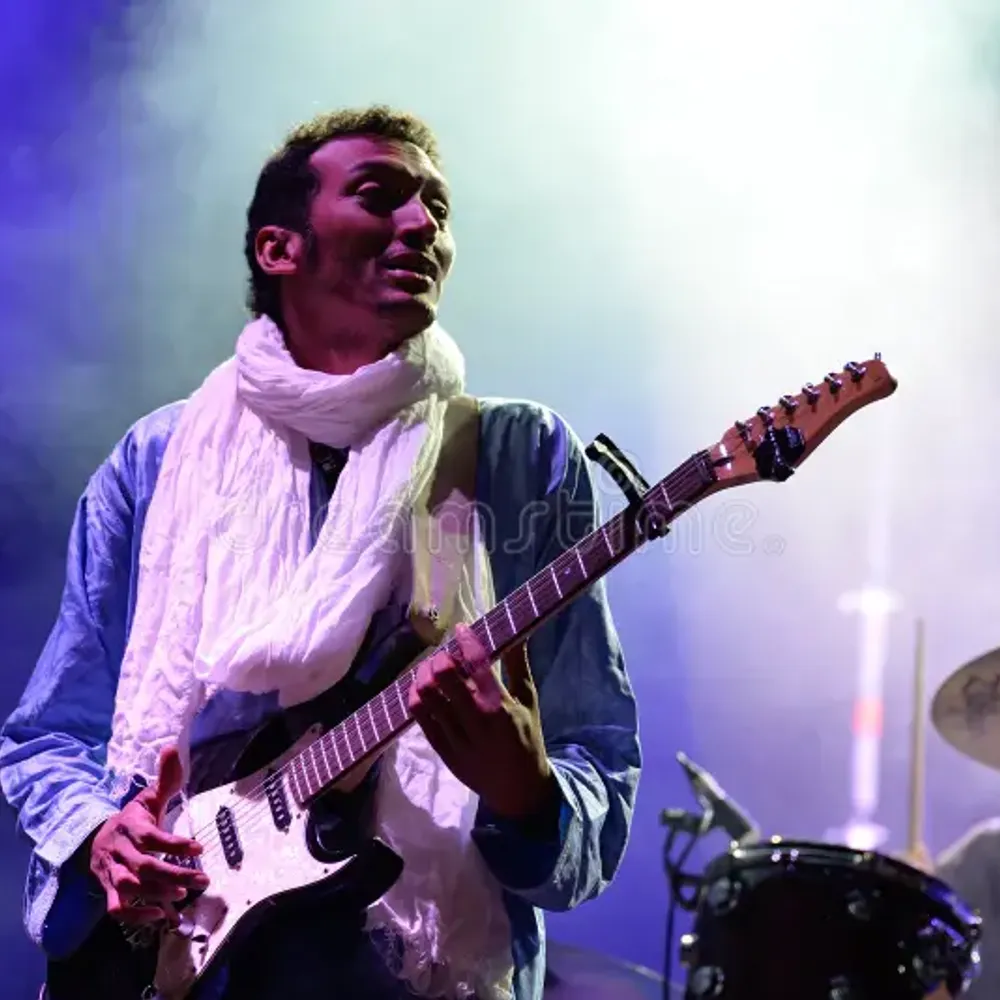 BOMBINO