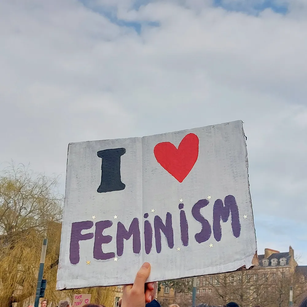 #87 - "Elles vont finir seules avec leur chats" - Les child free avec Charlotte Debest