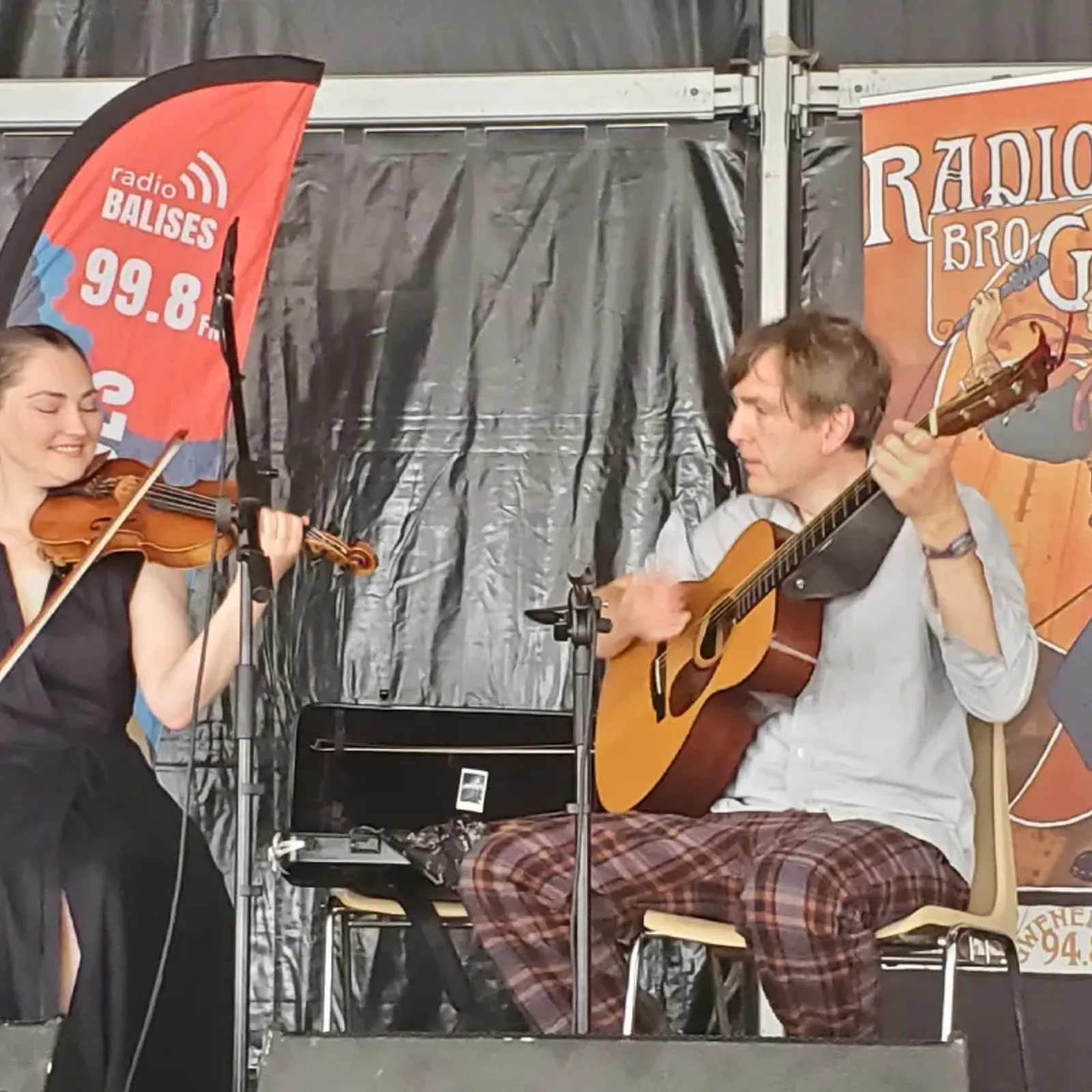 Musique live et interview de Zoe Conway et John McIntyre