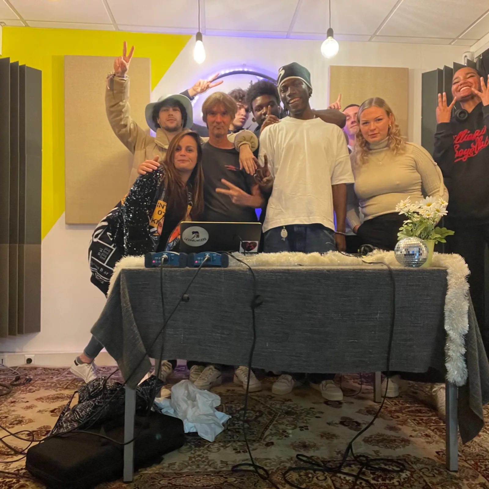 Bside Airlines#342 w/ MAISON11 