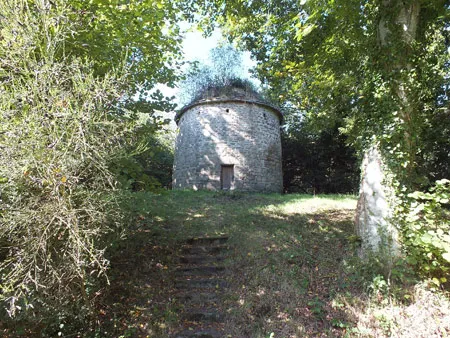 Terez ar Rouz 1 : he jardin hag he "menaj bihan"