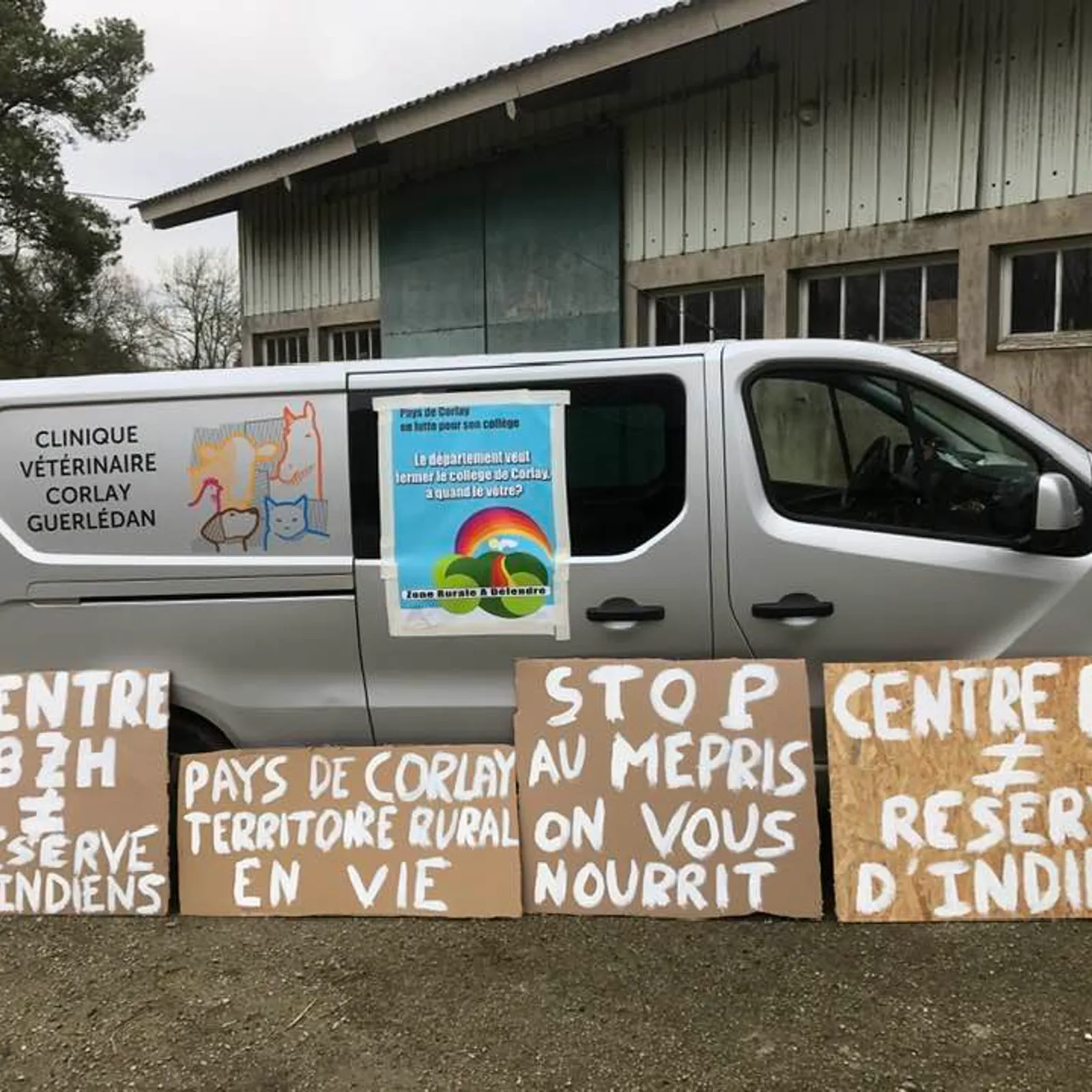 Fermeture du collège de Corlay, mobilisation contre la décision du Conseil départemental 01