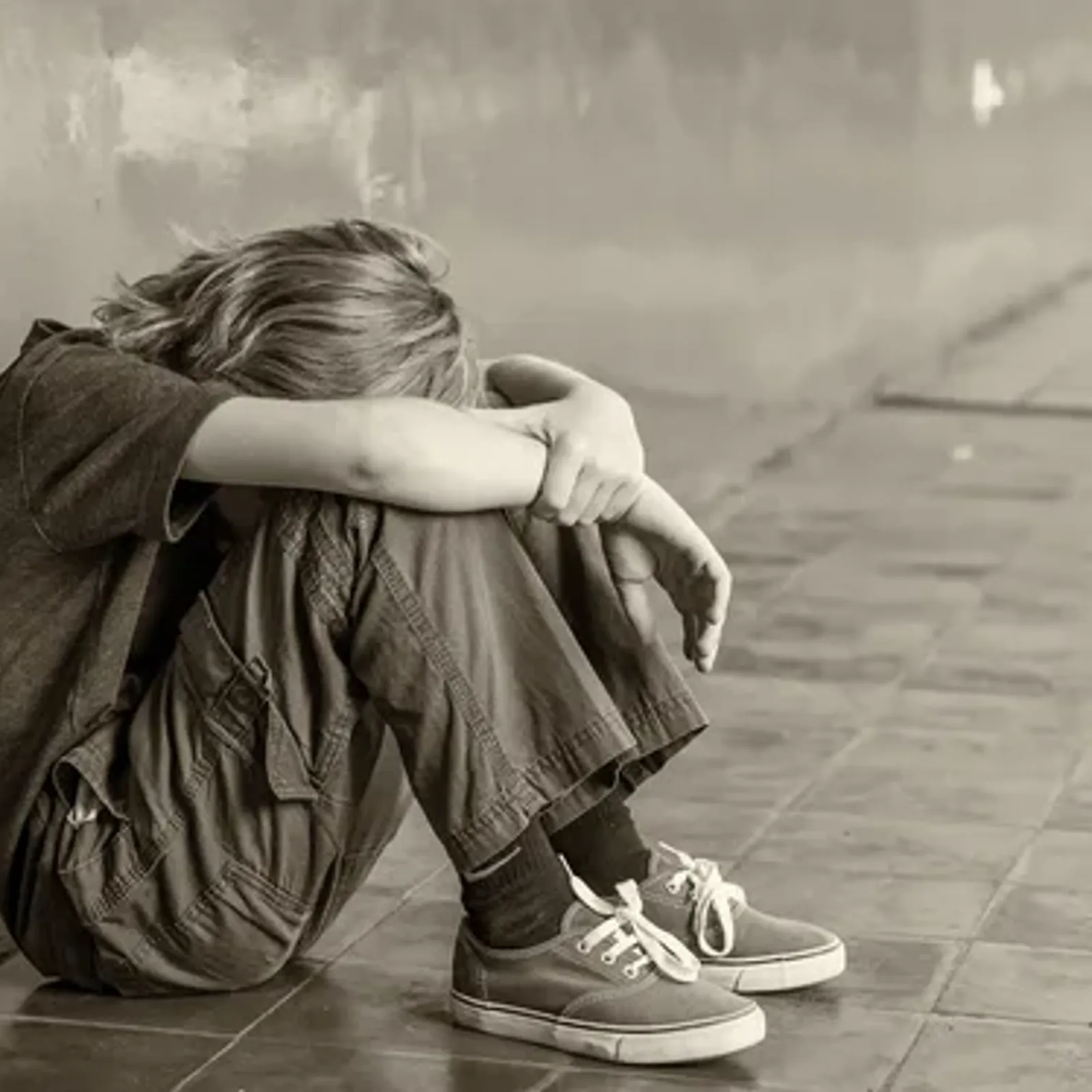 Harellezh er skol: penaos e klasker talañ ouzh ar gudenn se e skolaj Diwan Gwiseni