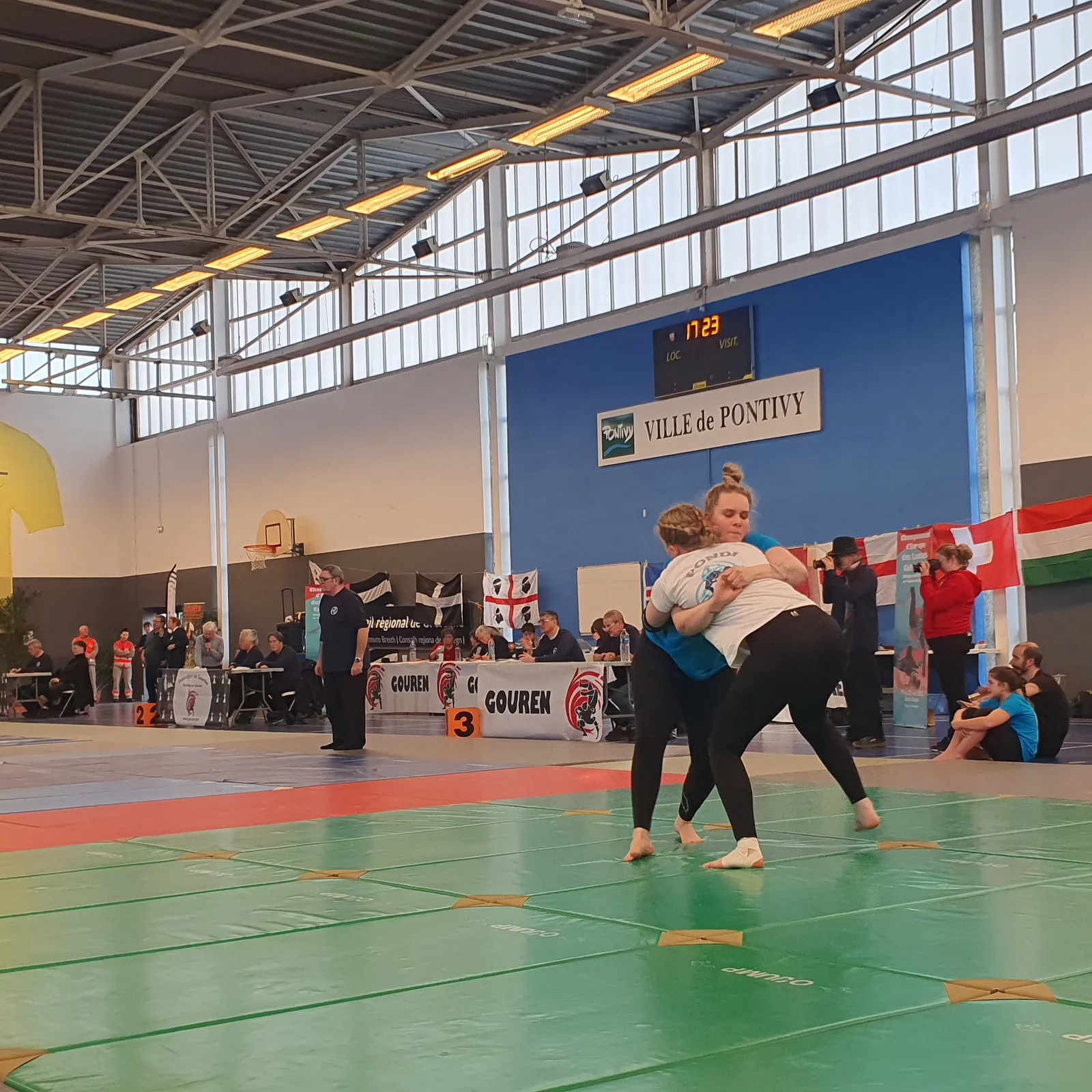 Kampionad etrevroadel Back Hold a zo bet e Pondi 