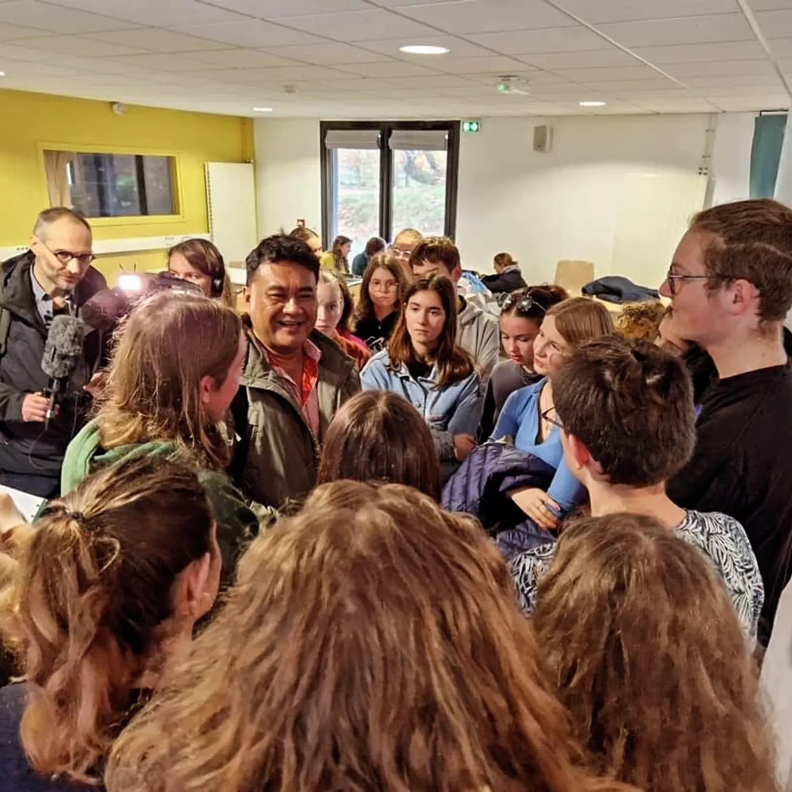 Kelenn polinezeg dre soubidigezh ?