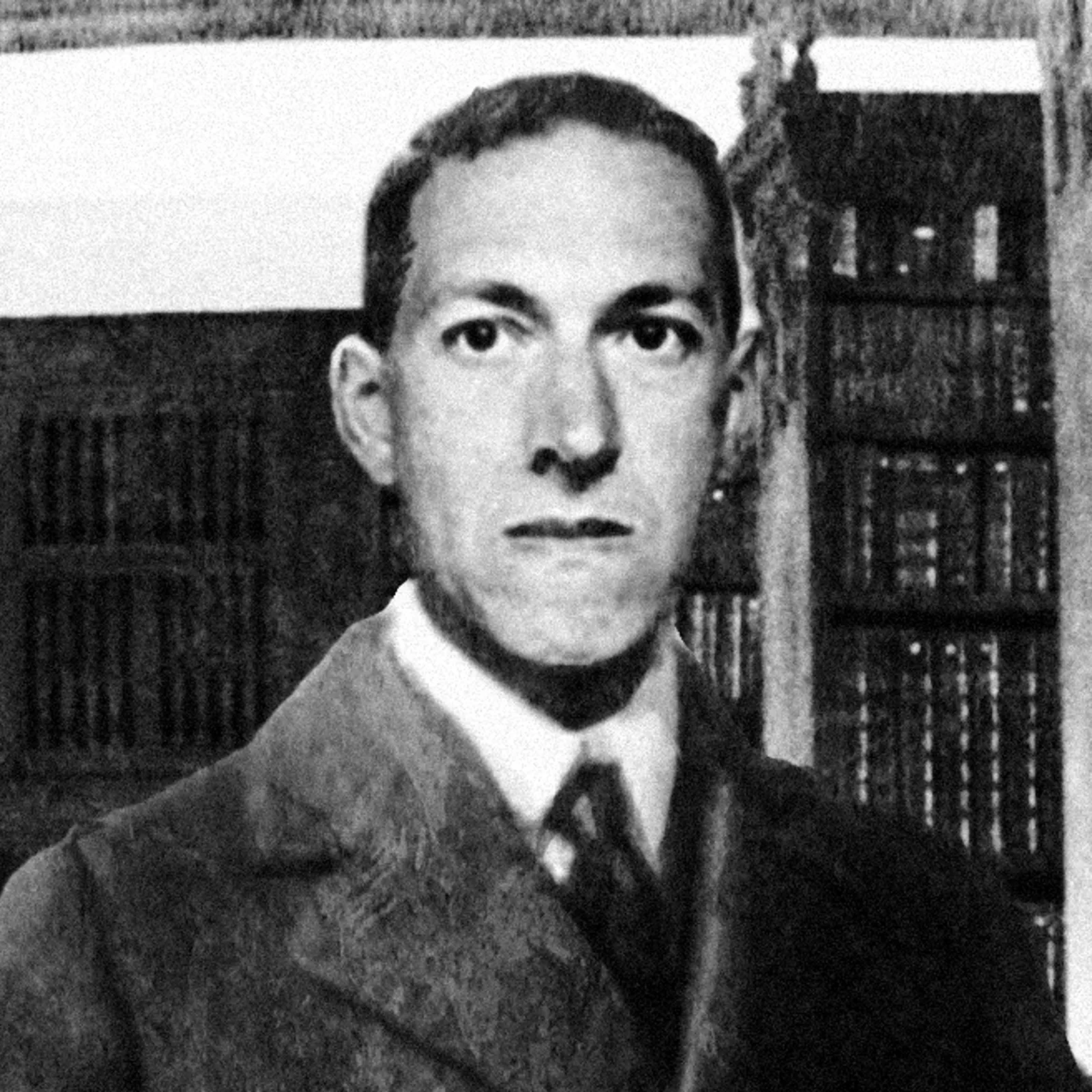 DIR HA TAN 29 "Lovecraft" 