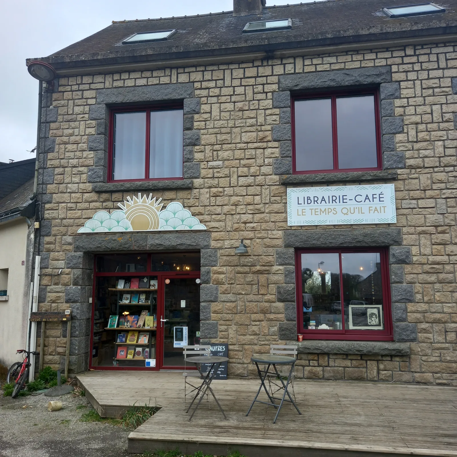 Thé, Café et Poésie : un cycle de rencontres avec des poètesses et poètes contemporain·es