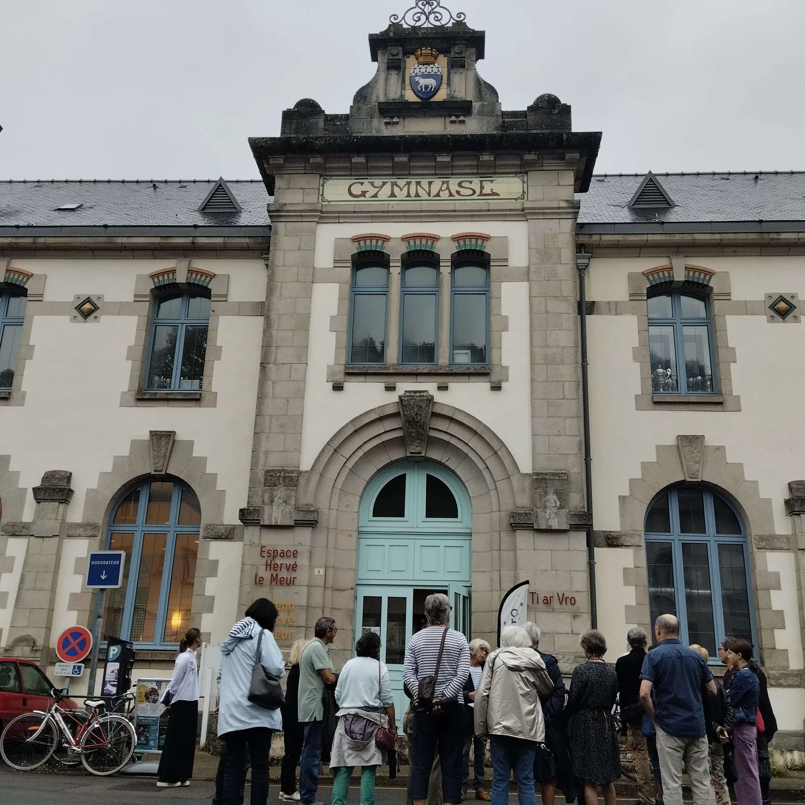 Jiminaz"La quimperoise", ur savadur istorel 'ba Kemper