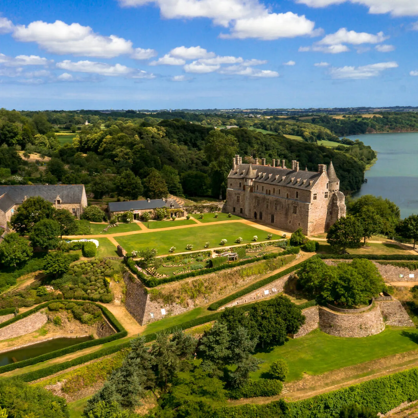 Gweladenniñ kastell ar Roc'h-Ugu e Bro-Dreger!