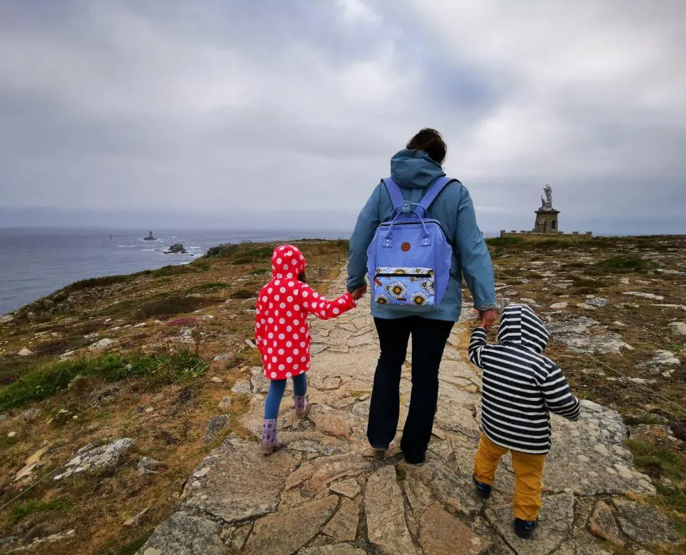 L'itinéraire #3 - Aurélia Minnebois : Parfois, les petits pas des enfants ouvrent des sentiers plus grands !