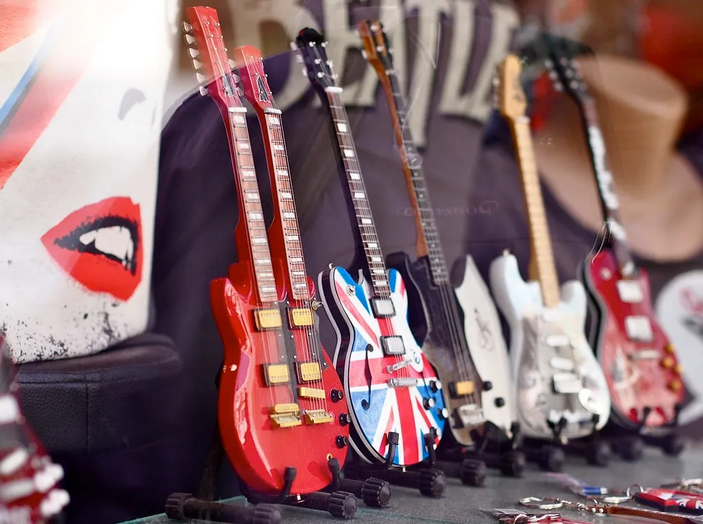 Larsen ha mediator 178 : Ar britpop 1