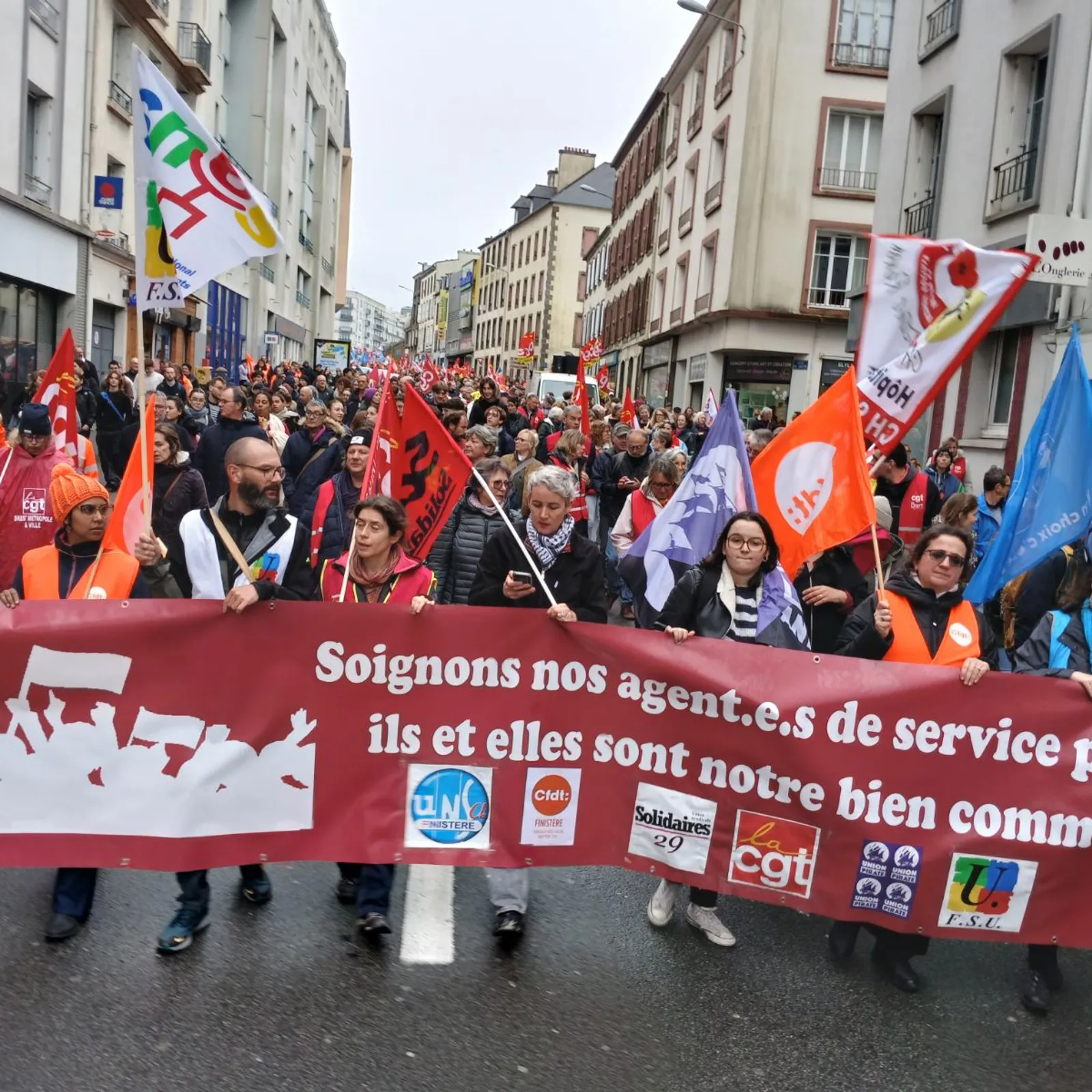 Difenn ar servijou publik !