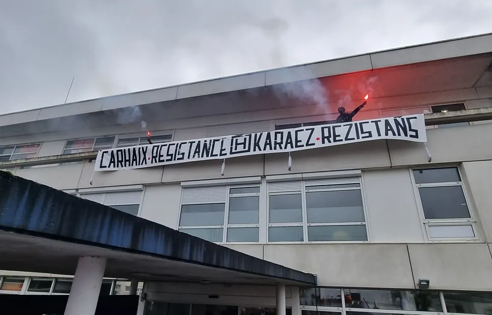 Stourm evit servij trummadoù ospital Karaez