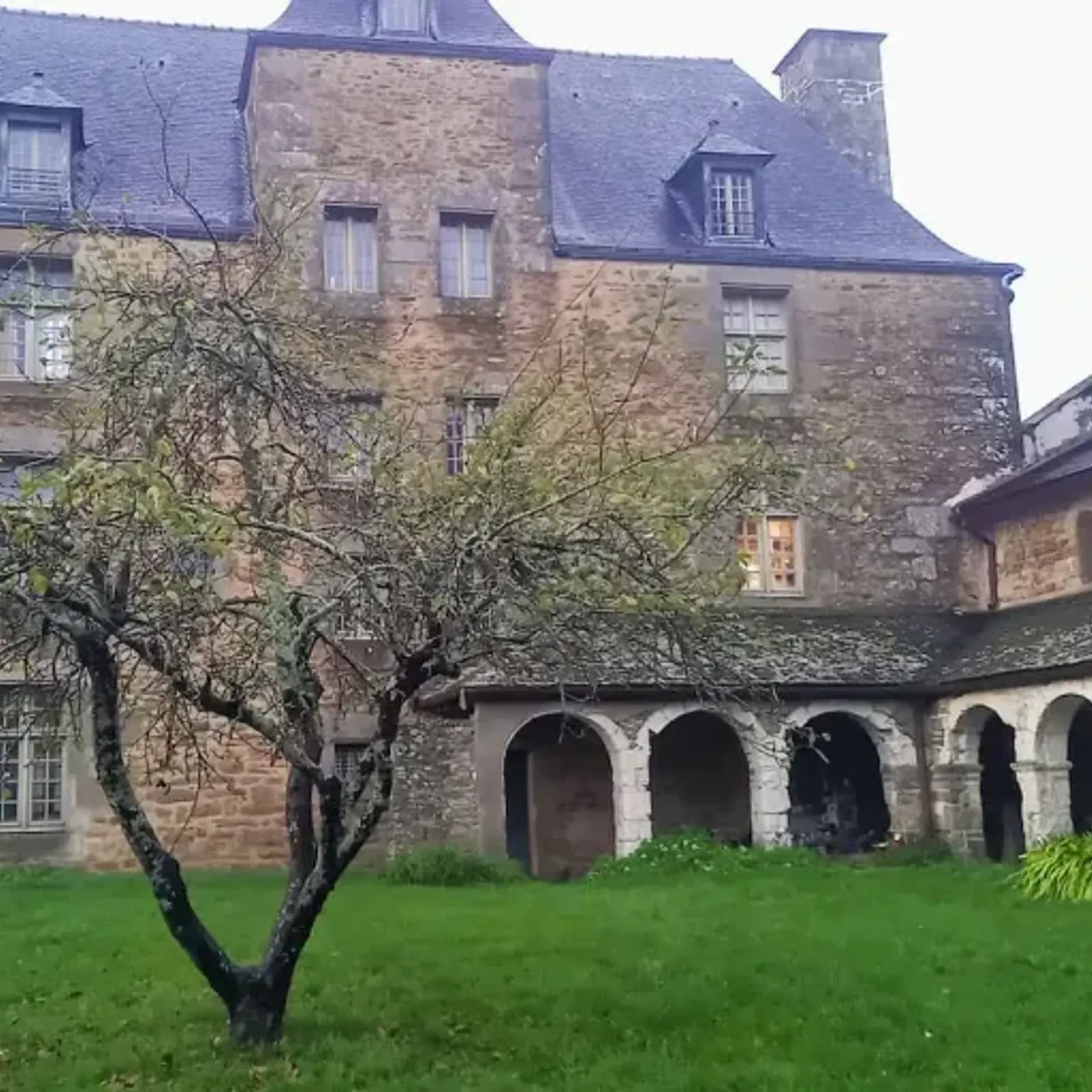 Échos d'Hildegarde à l'abbaye de Locmaria, Quimper