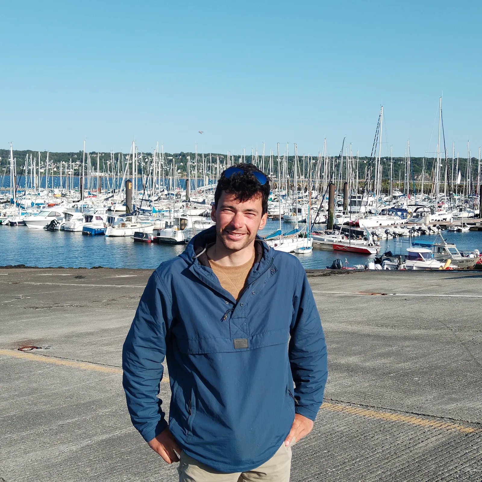 Lañset zo 6 skipper tro ar bed da 90 km/e!