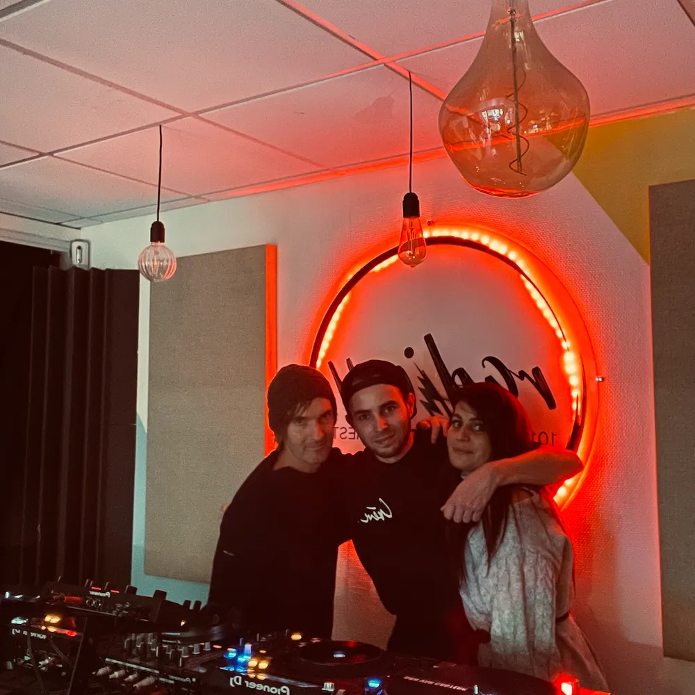 Bside Airlines / Flight#348 Orn Van Casterr