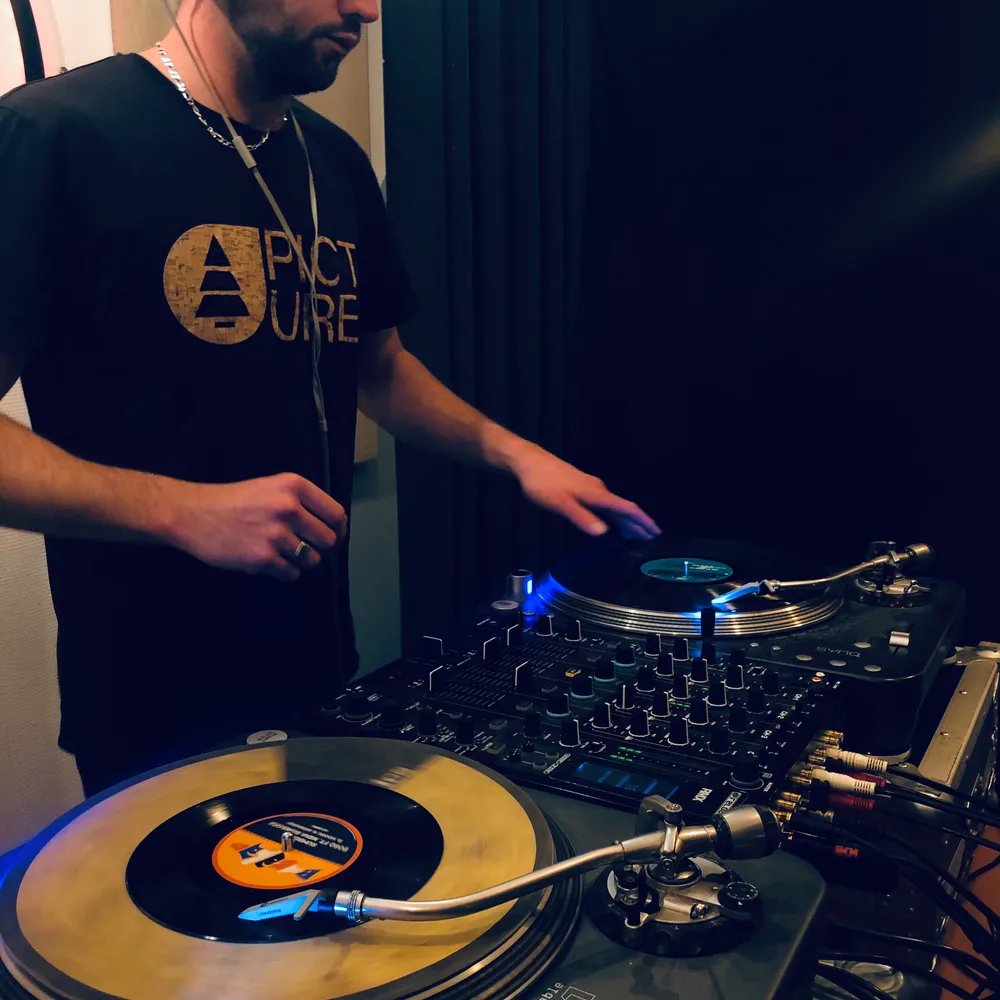 Bside Airlines-Flight#305  Y2AN @ Wrac' High Company