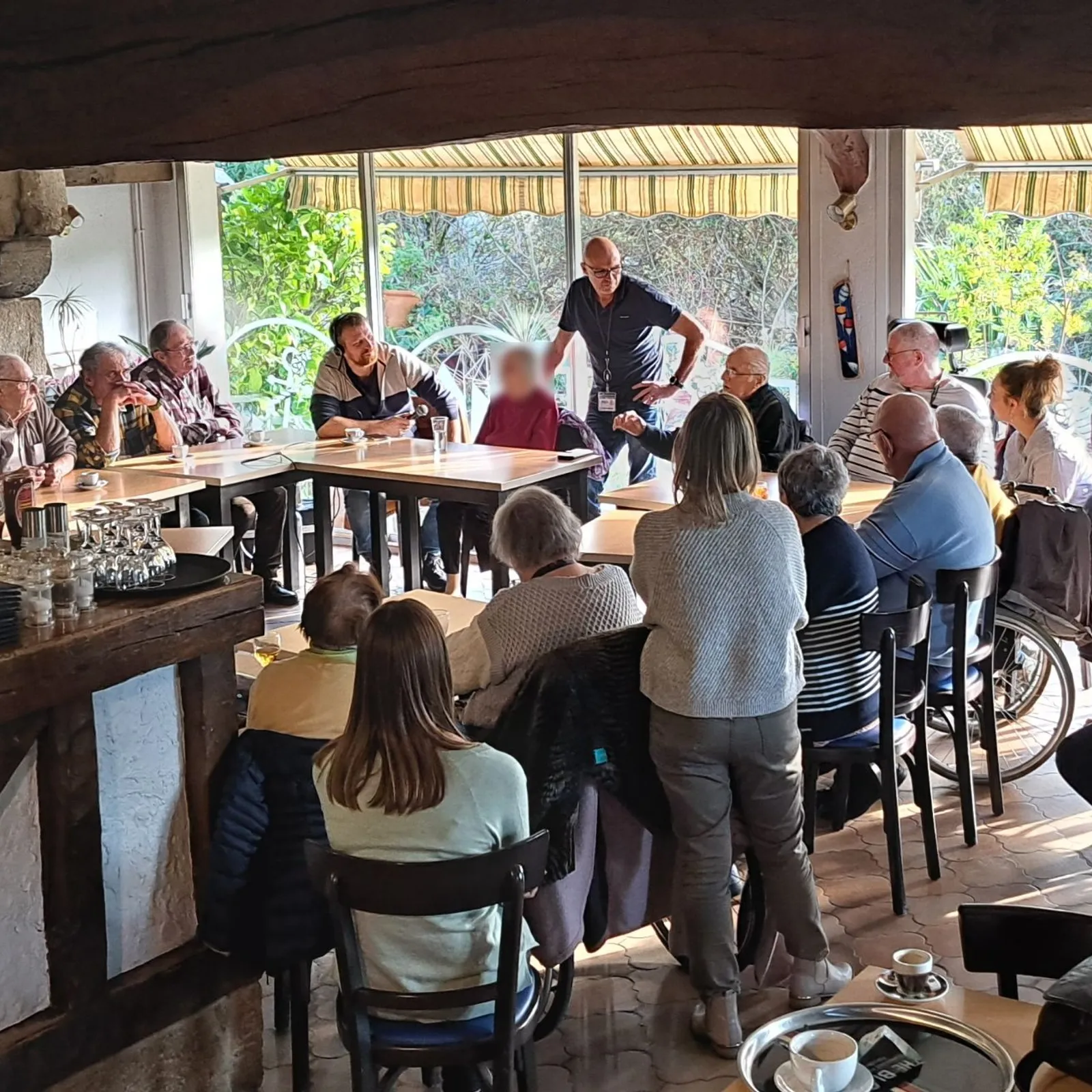 Café, bar, bistrot...