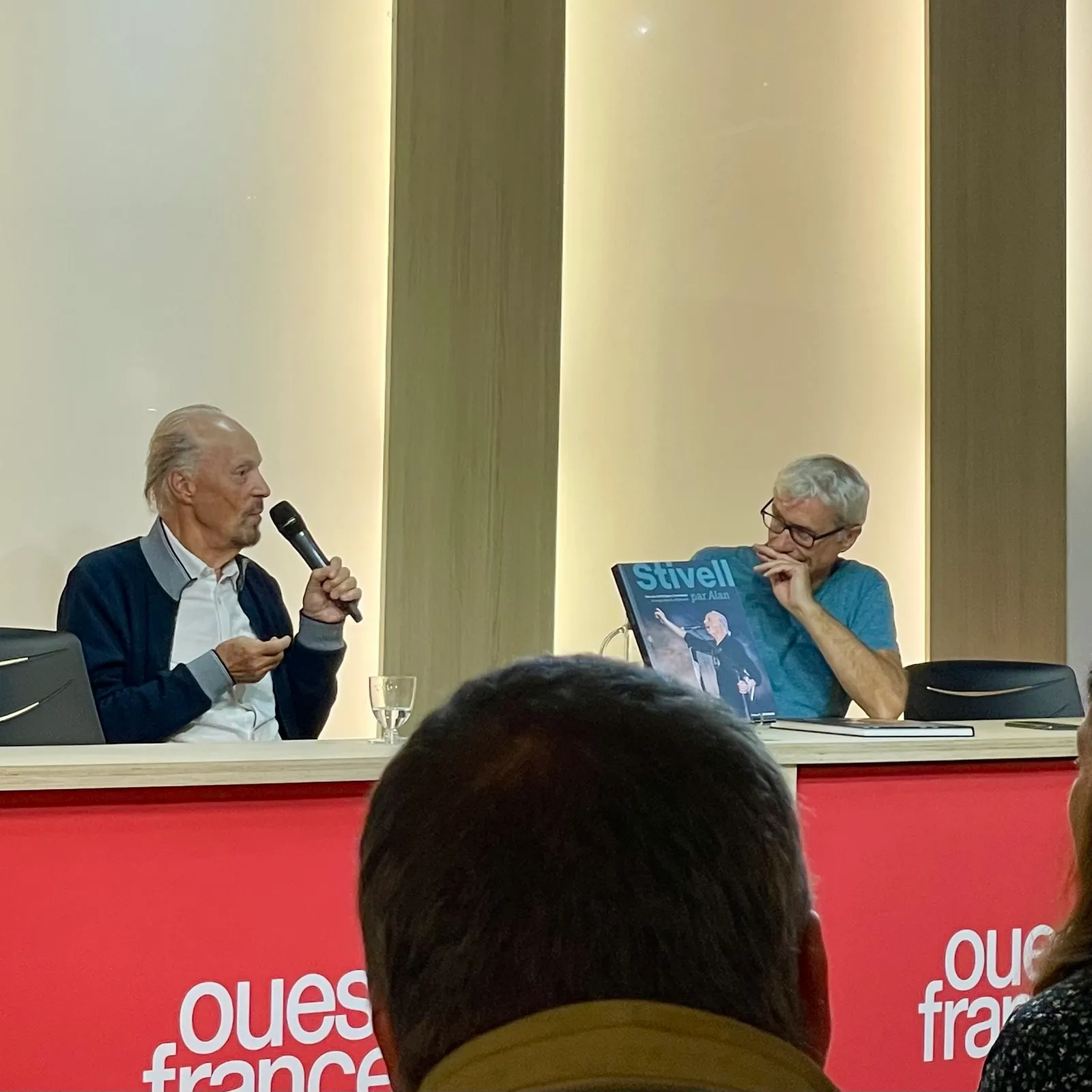 Stivell par Alan, emvuhezskrid kentañ Alan Stivell