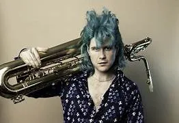 Gweltaz - Ar fañfarioù III : Léo P