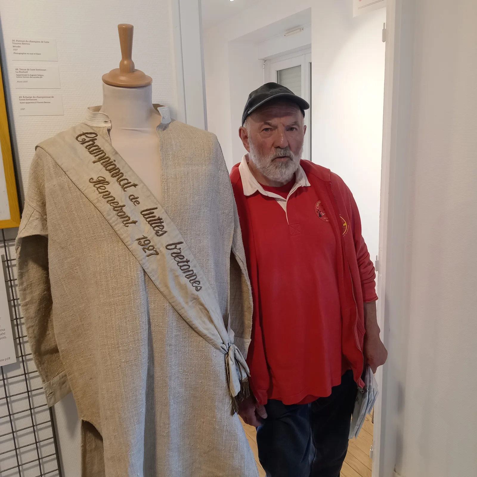 Serj Falezan, ur mestr da gomz eus sportoù hengounel ha eus ar gouren!