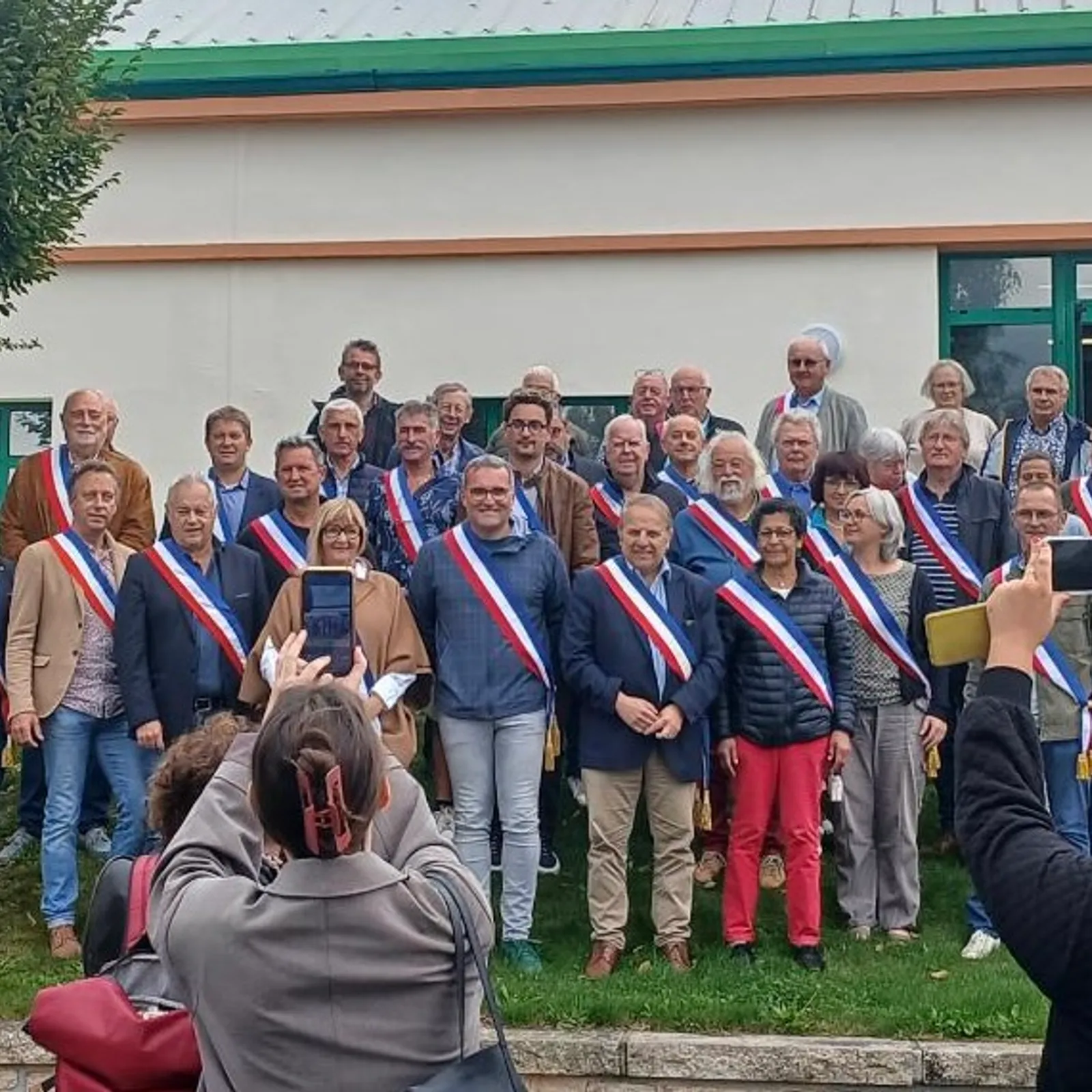 Jean-Yves Rolland ha maered ar vro o stourm evit ar servijoù yec'hed