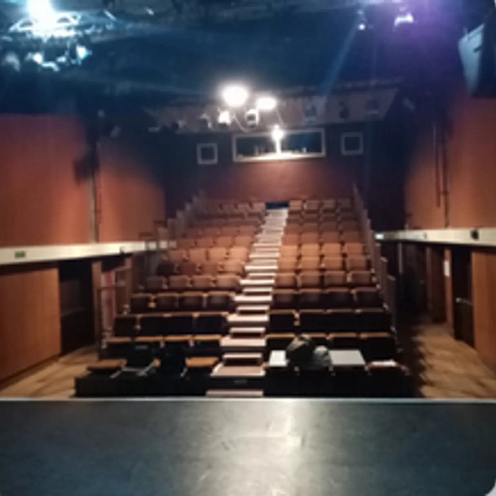 Théâtre du Cercle à Rennes et son Festival des créations amateures 