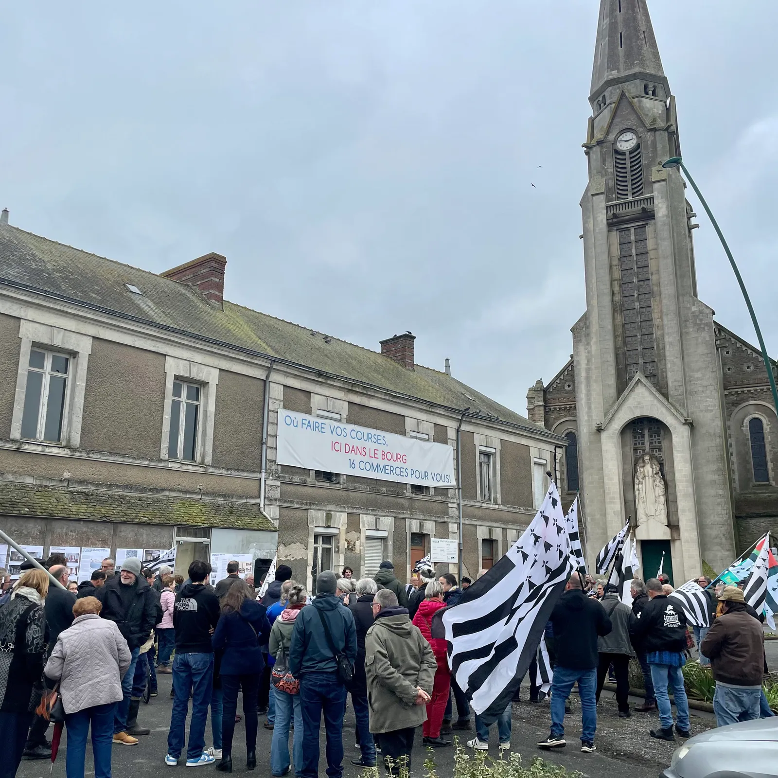 Tud Bolvronn o tifenn ar glad