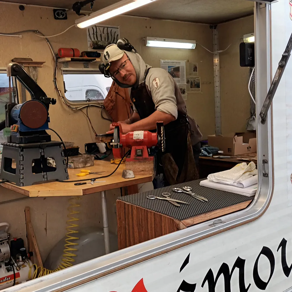 Thomas Poulard-Rémouleur Coutelier