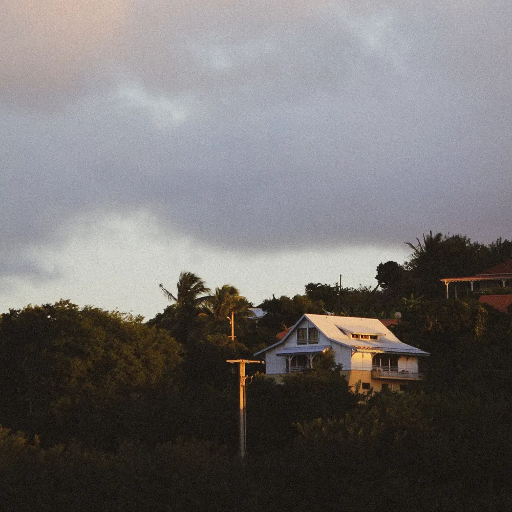 Martinique : " 30% des noms de famille donnés après l'abolition de l'escalavage sont injurieux "