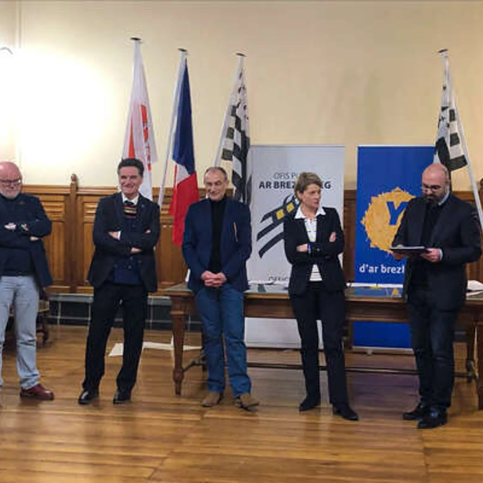 Sinet eo Karta Ya d'ar Brezhoneg gant kêr Witreg!