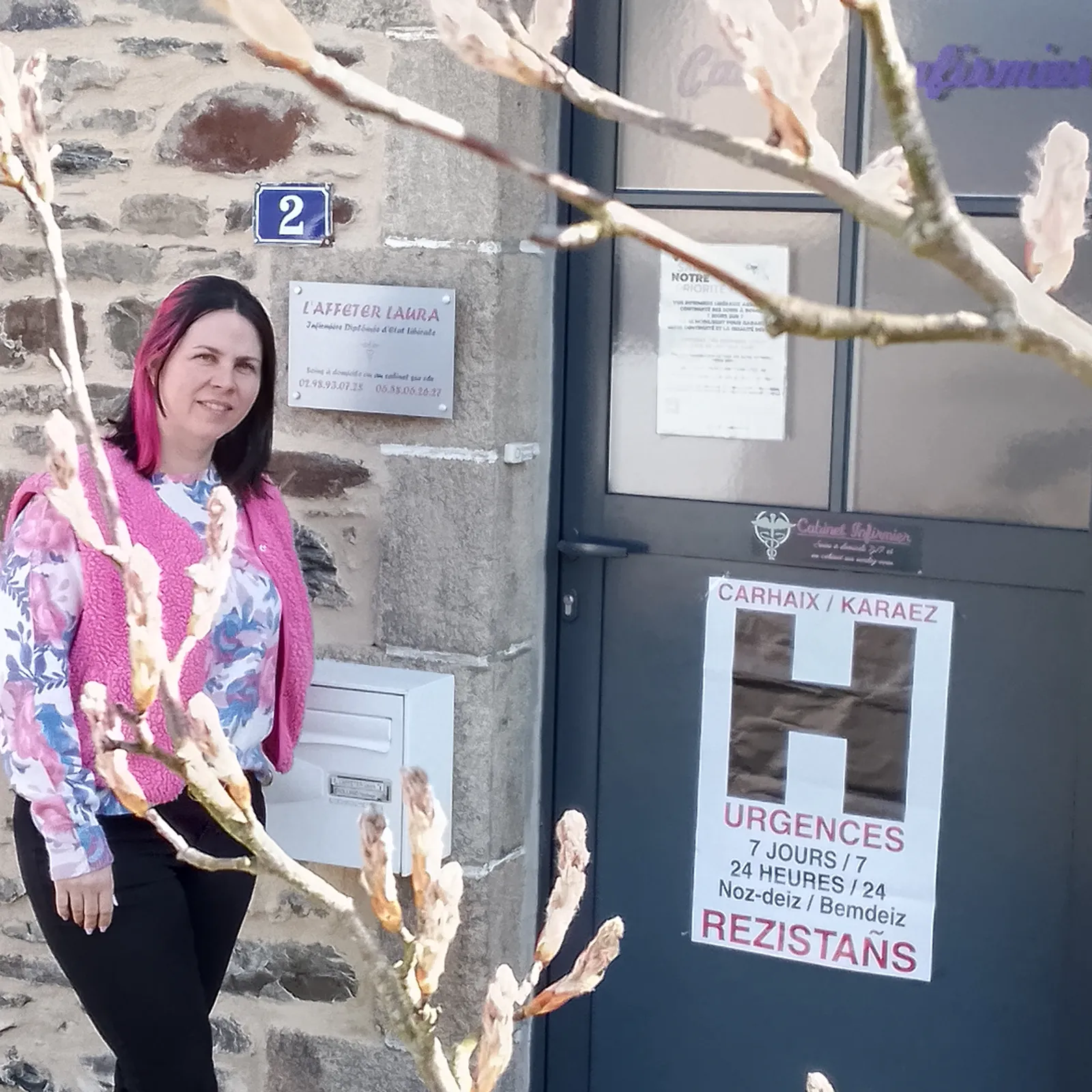 Le sourire de la vie, avec Laura infirmière à domicile.