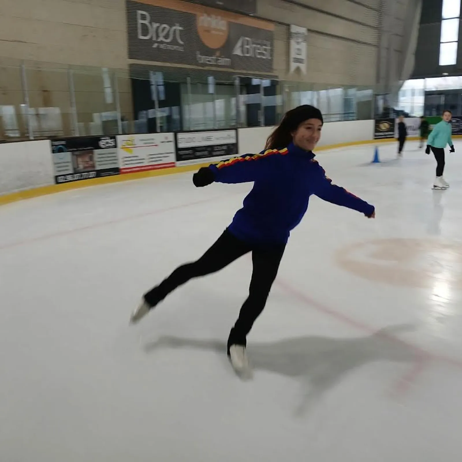 Kampionad Frañs dañsal war ar skorn a vo 'ba Rinkla Stadium 'ba Brest!