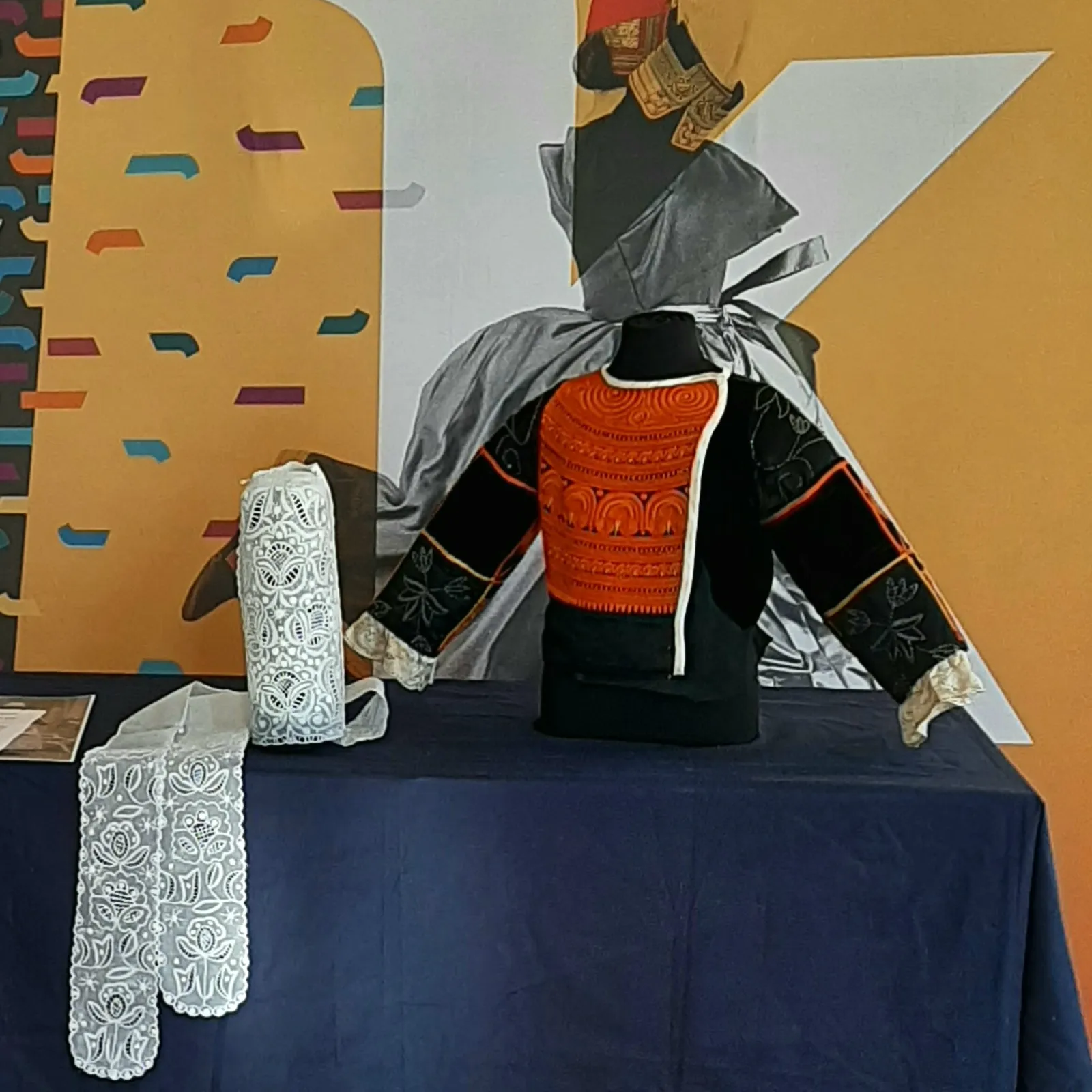 Dilhad hengounel Breizh zo bet kaset da vro Japon !