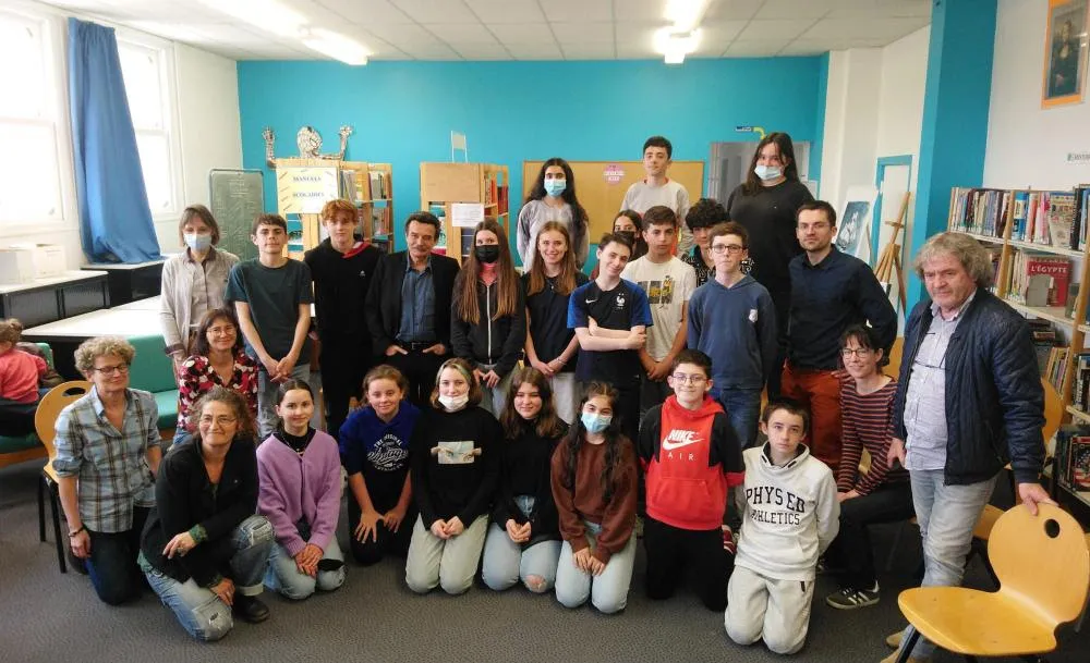 Sport on air : les élèves de 4em4 du collège Jacques Prévert prennent l’antenne