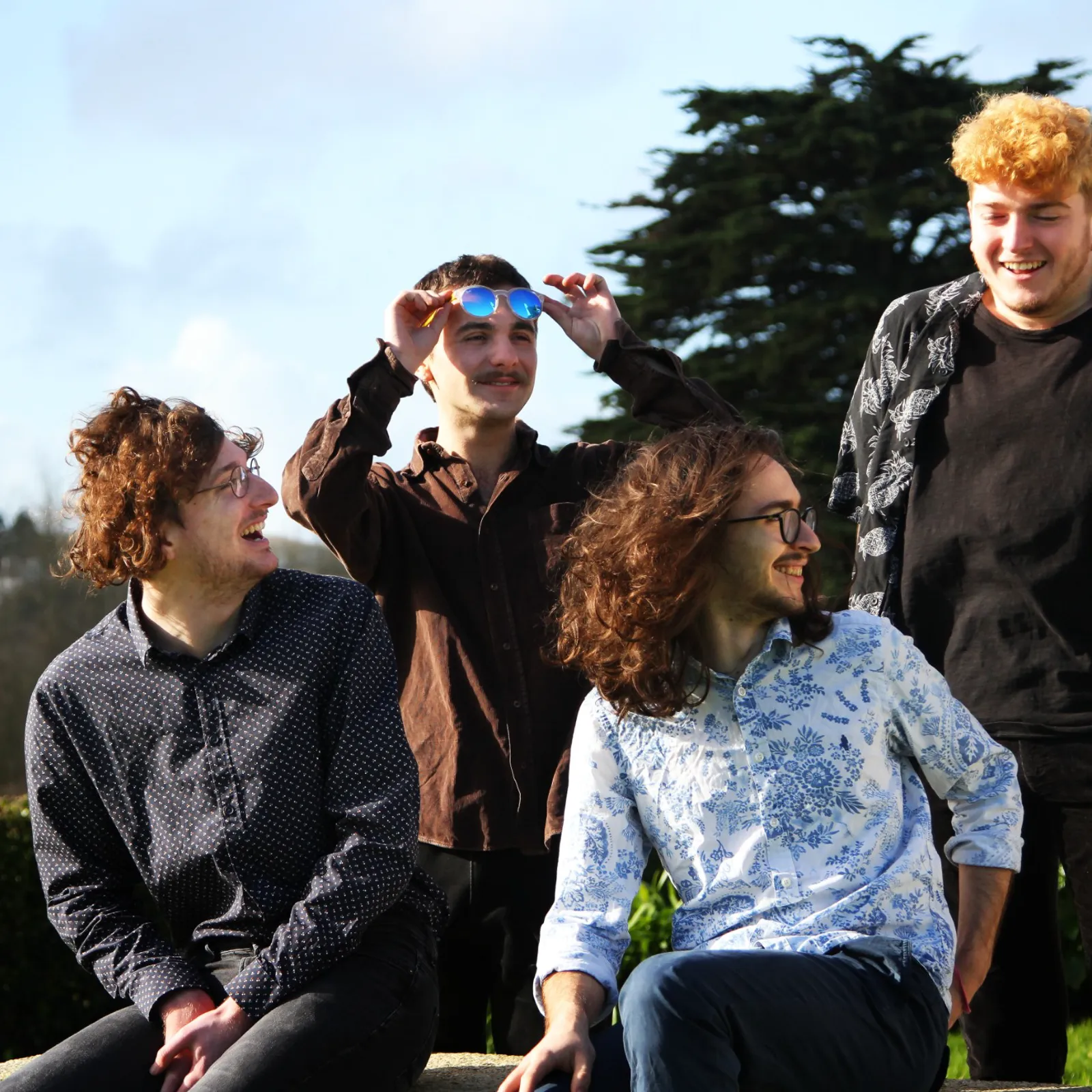 IT'S A LIVE - GEWURTZ 