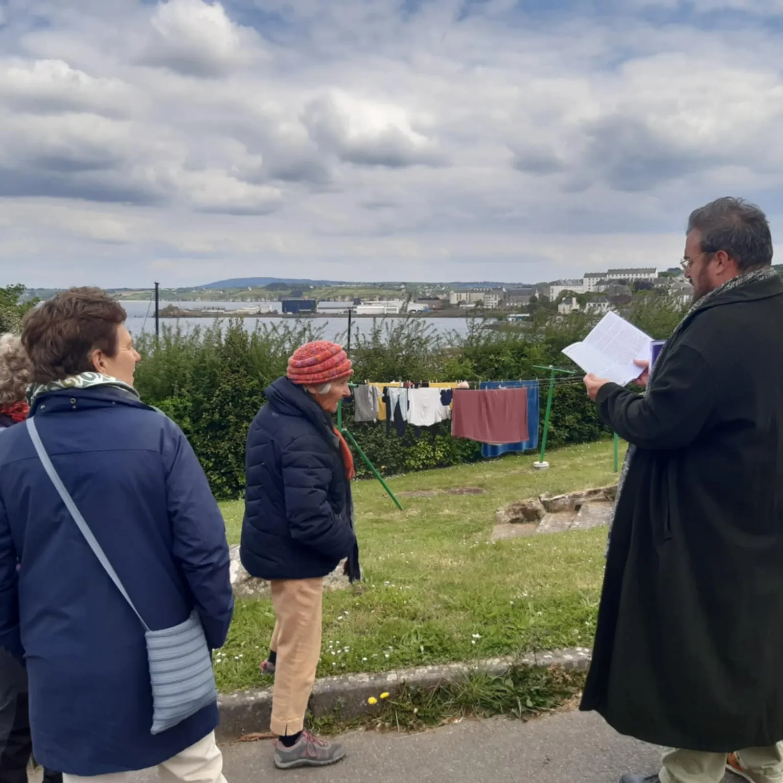 Pourmen en ur ganañ : un doare disheñvel evit dizoleiñ Douarnenez