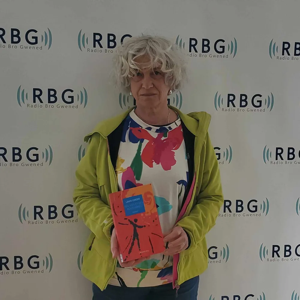 Des vies et des poussières - Louis Chedid