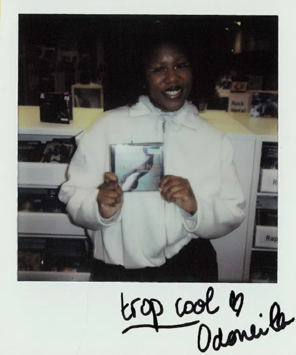 Champ Libre à..., S3E3, Odoneila