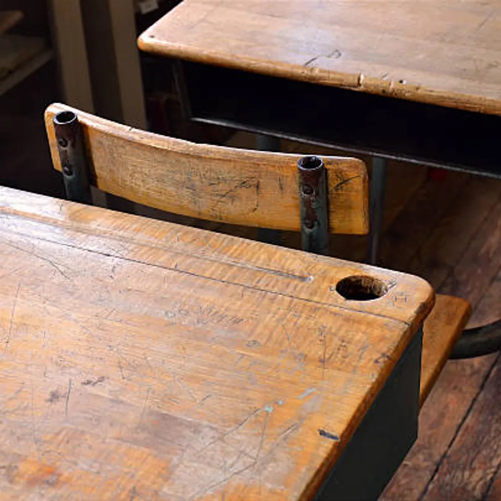 ATELIER RADIO => Ecole de Néant-sur-Yvel - Saint-Joseph - CE1 et CE2 - L'école d'autrefois