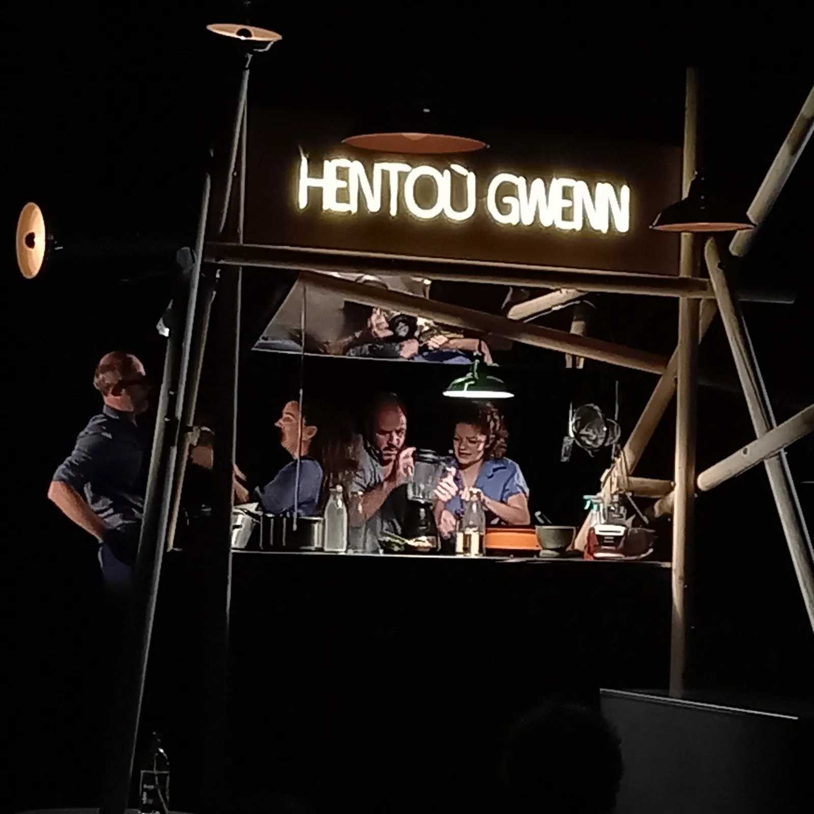 Hentoù al laezh, arvest nevez Teatr Piba