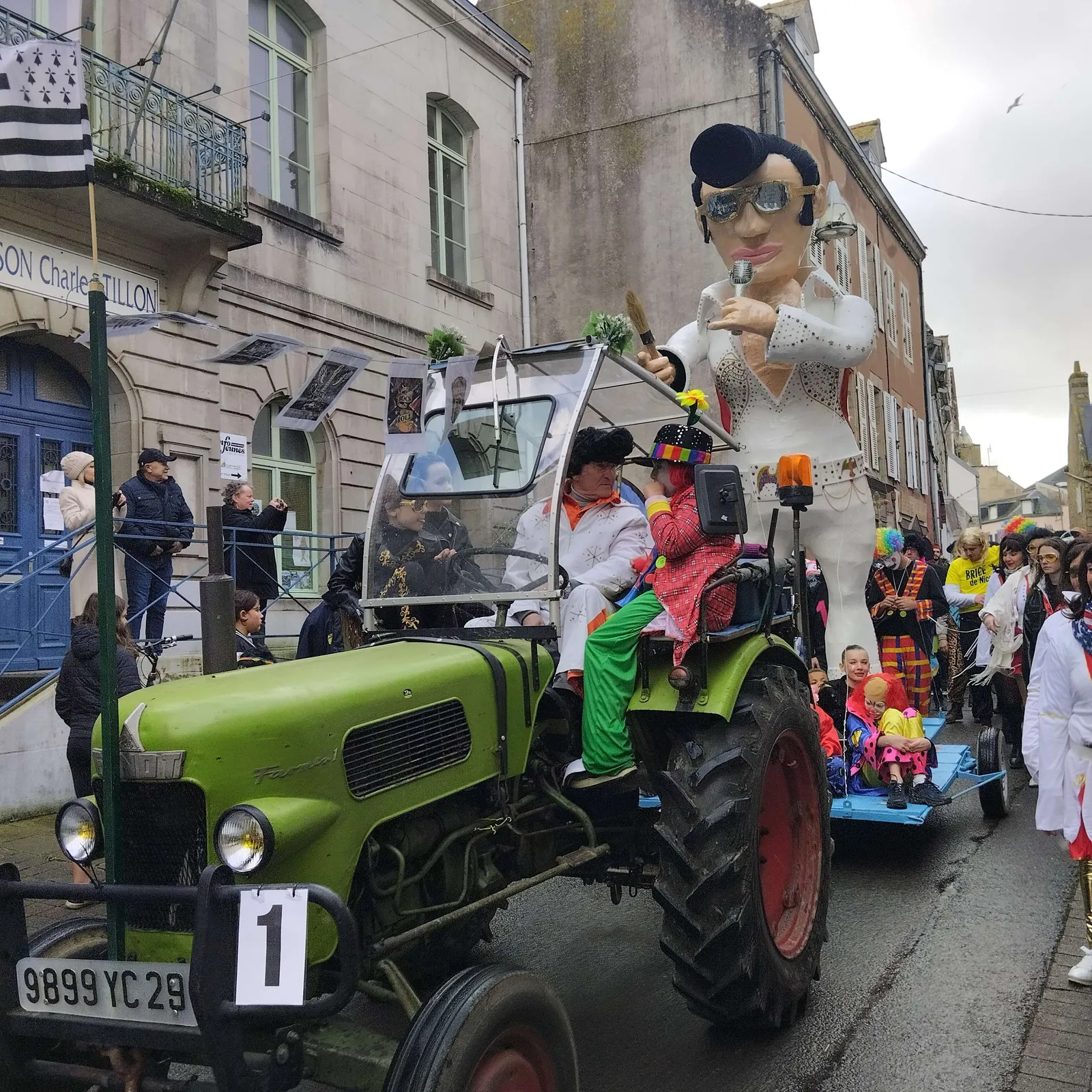 Lañset eo gouel an Ened e Douarnenez