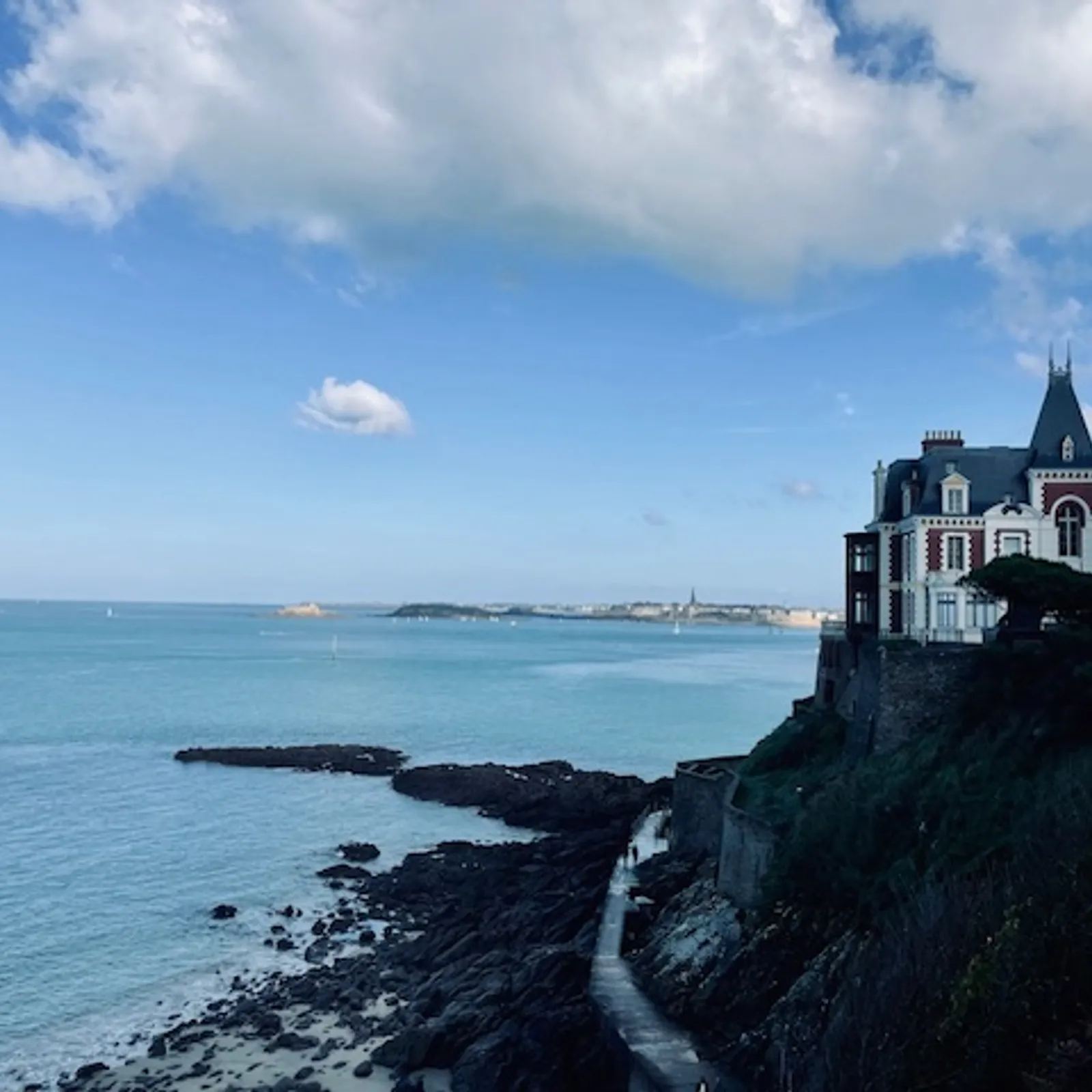 Kejadenn Albertine à Dinard