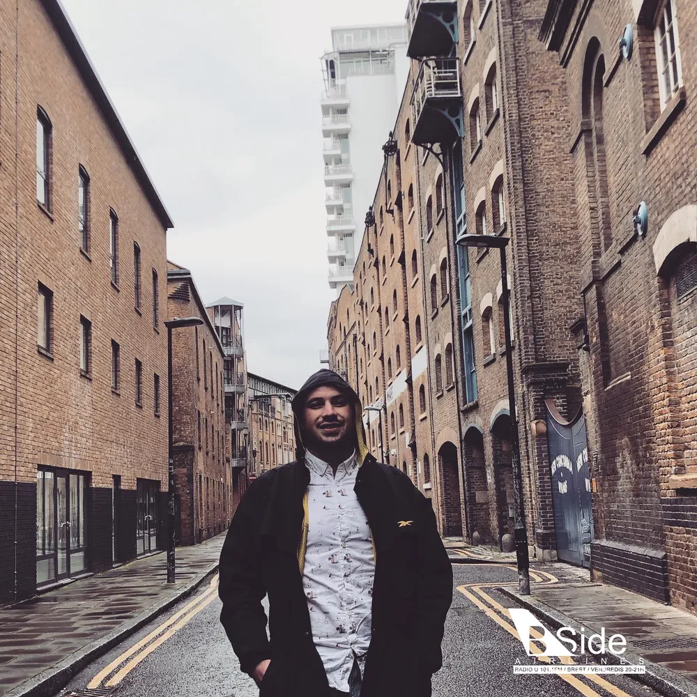 Bside Airlines - Flight#313 - IC.YOUSTONE - LONDON 