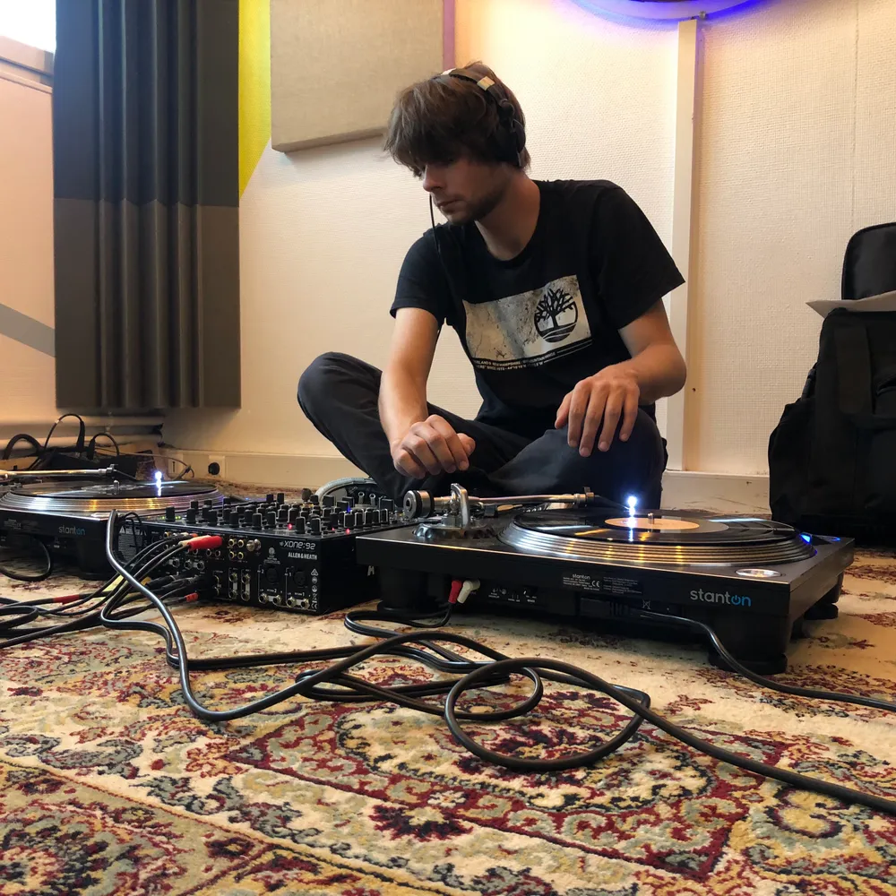 Bside Airlines - Flight#299 - GDNTT- CANASSE w/Voyager Solar System