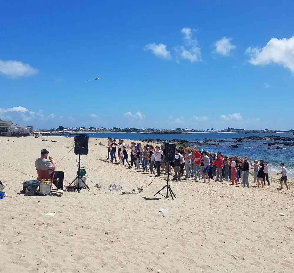 6 semaines pour un court-métrage musical : le défi des collégiens de Port-Louis !