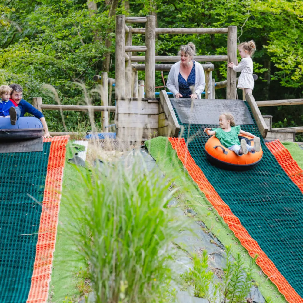 Jeudi en direct : Les parcs d'attraction